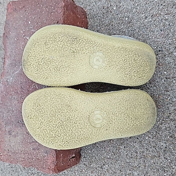 Salt Water Sandals Sun Sand Swimmers Gold Leather - Picture 10 of 11